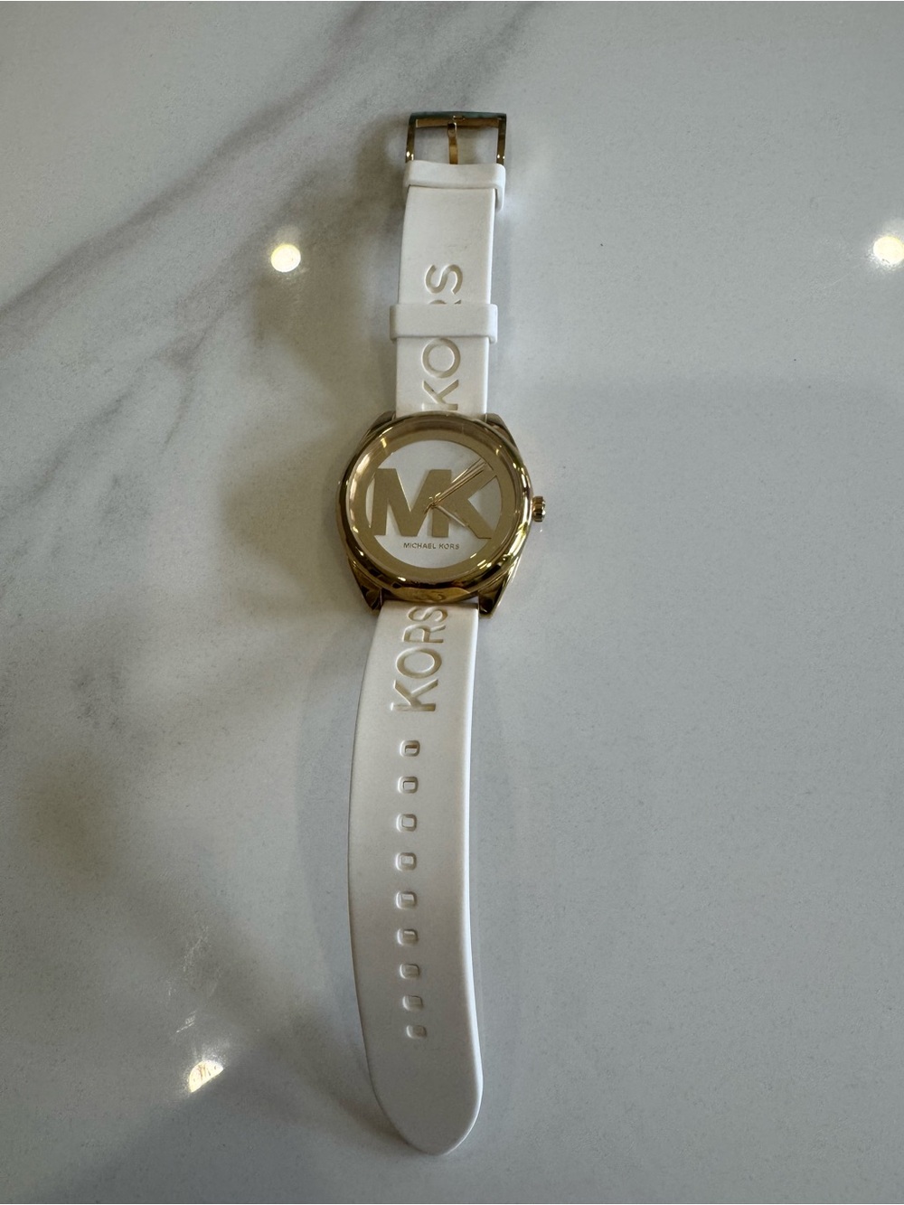 Michael Kors Janelle women’s watch 3 hand with white rubber strap